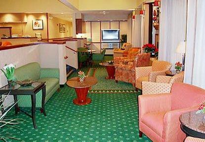 Courtyard By Marriott Minneapolis-st. Paul Airport 3*