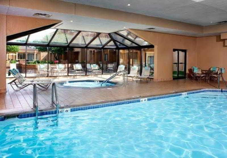 Courtyard By Marriott Minneapolis-st. Paul Airport Mendota Heights