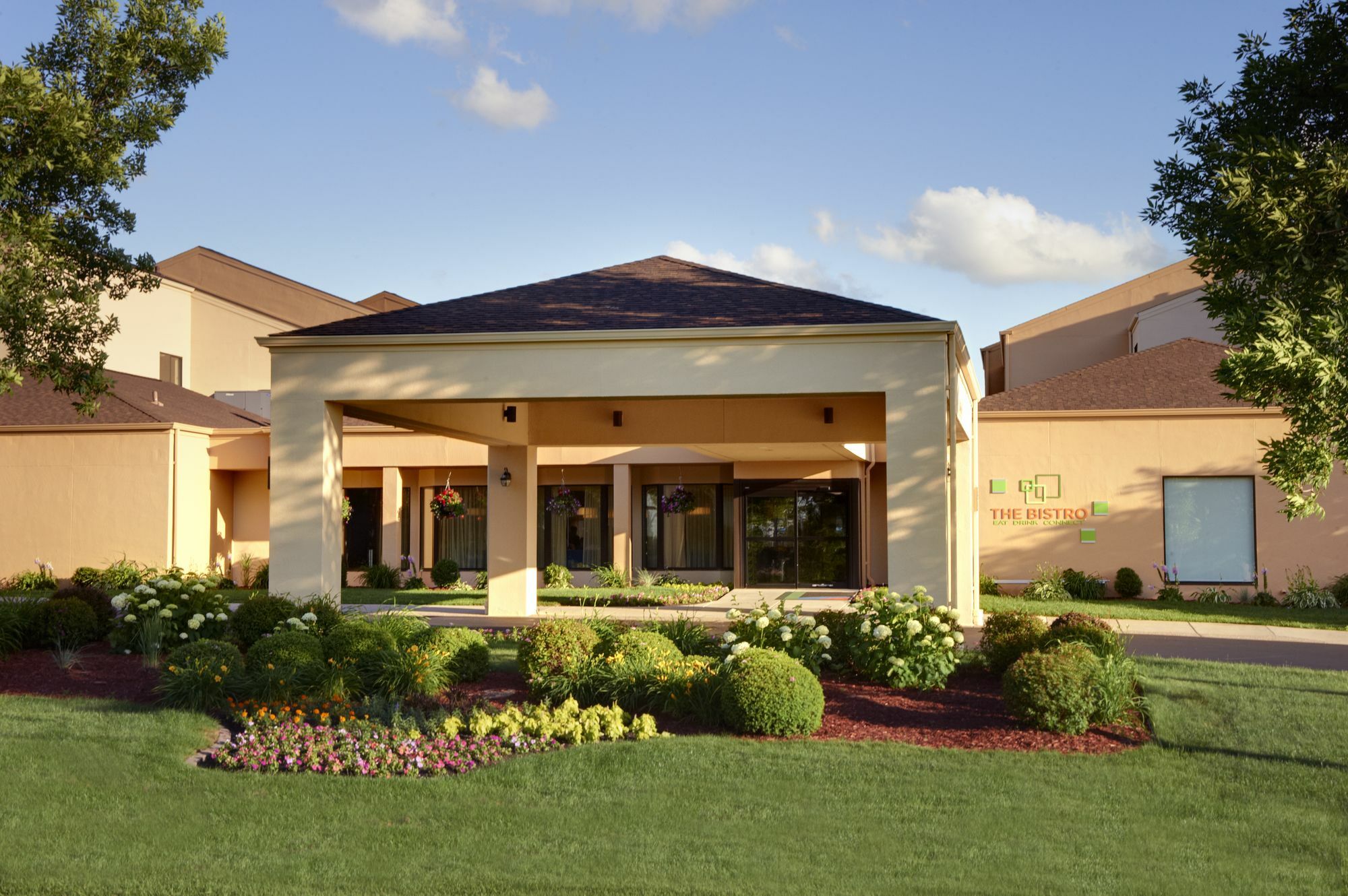 Courtyard By Marriott Minneapolis-st. Paul Airport Mendota Heights